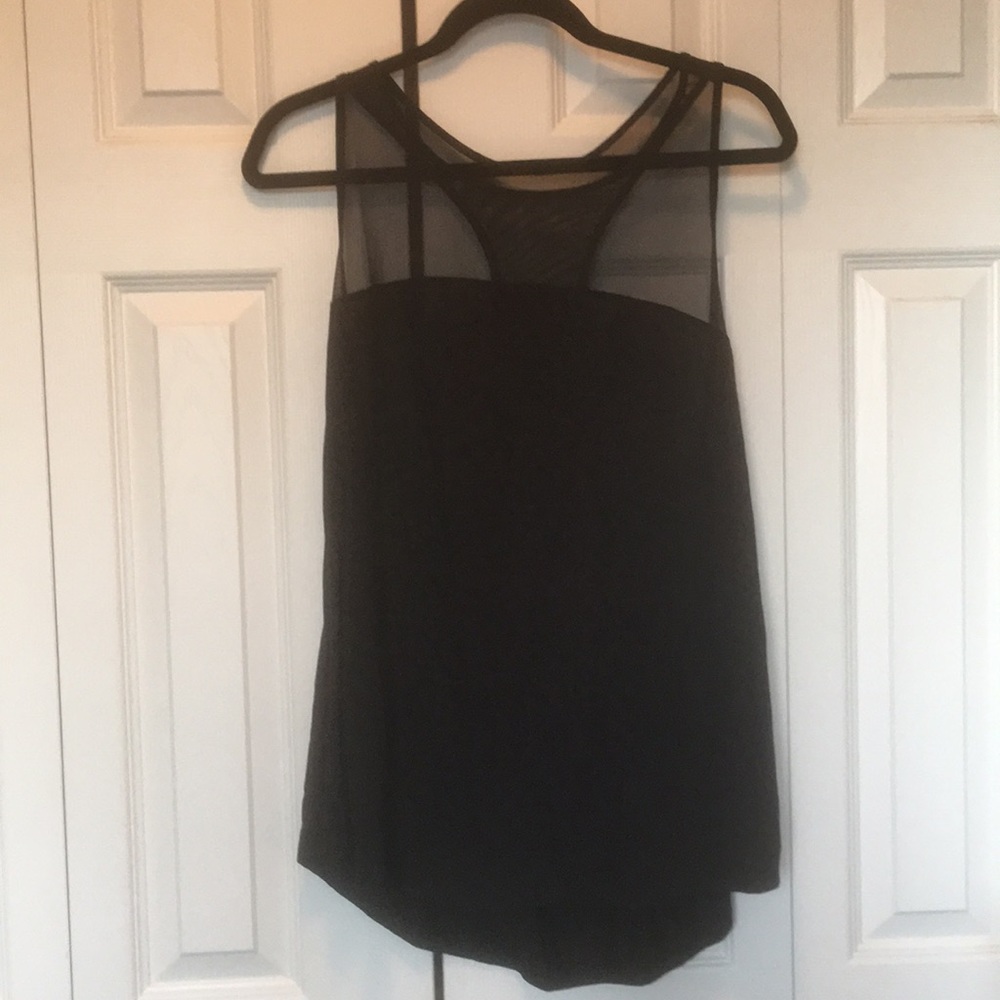 Lot of 4 Old Navy tank tops